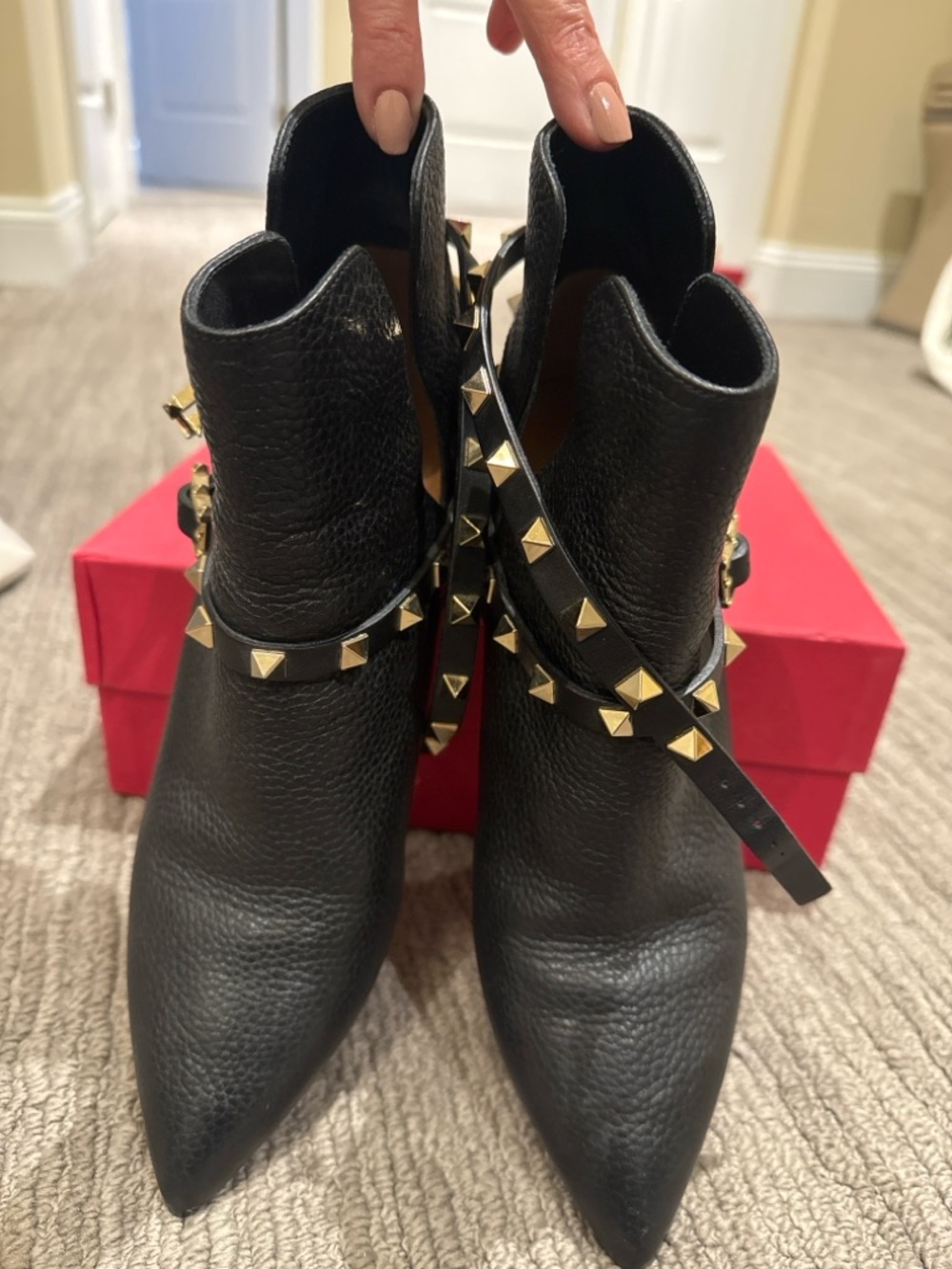 Valentino Garavani Rockstud Black Pebbled Leather Ankle Booties Heels